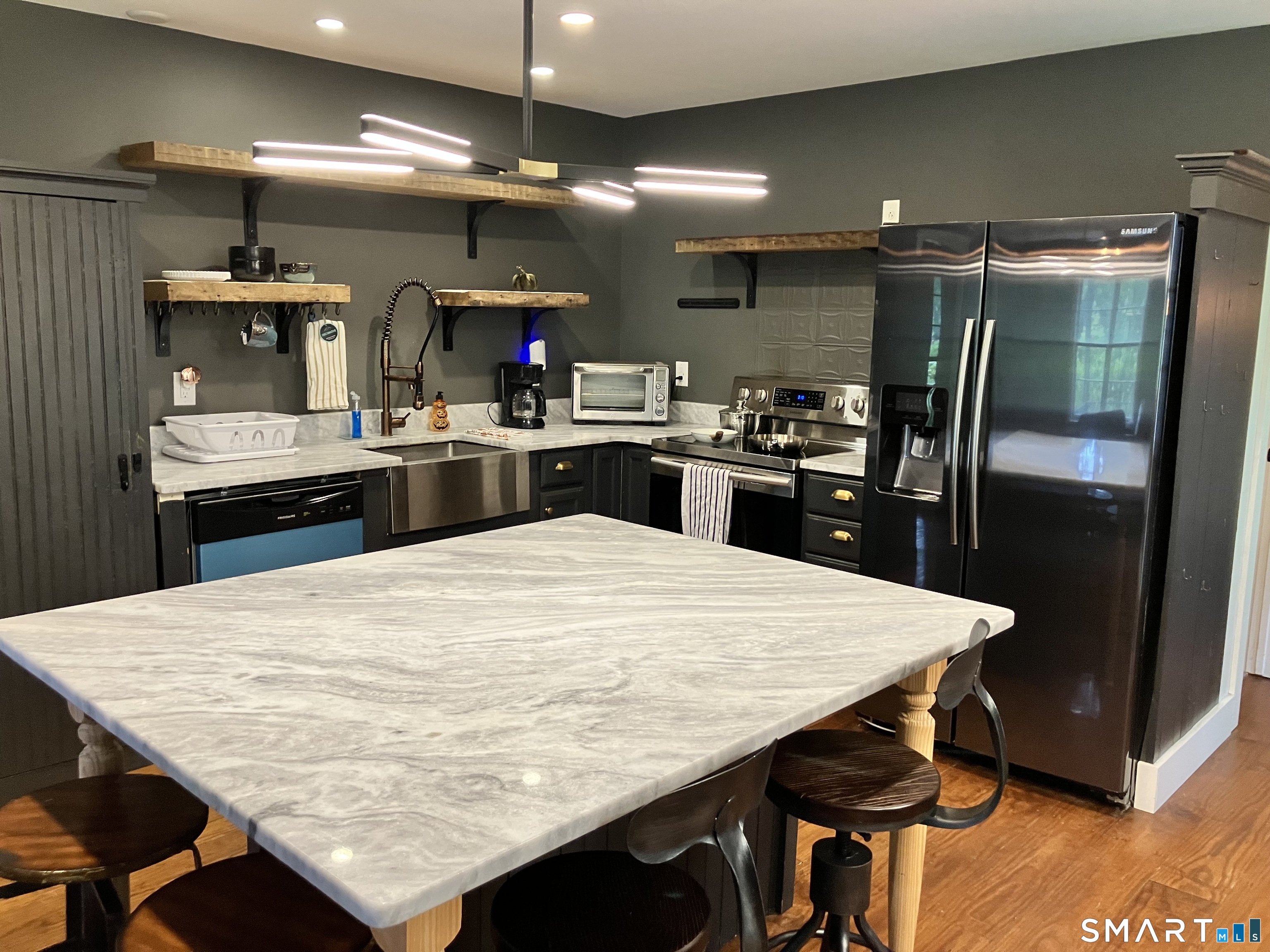 162 Cooke Street Plainville CT 06062