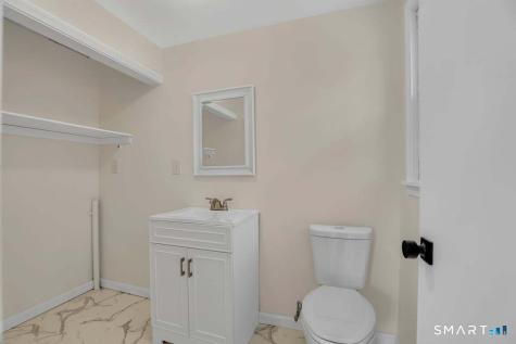 321 Savage Hill Road Berlin CT 06037