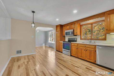 321 Savage Hill Road Berlin CT 06037