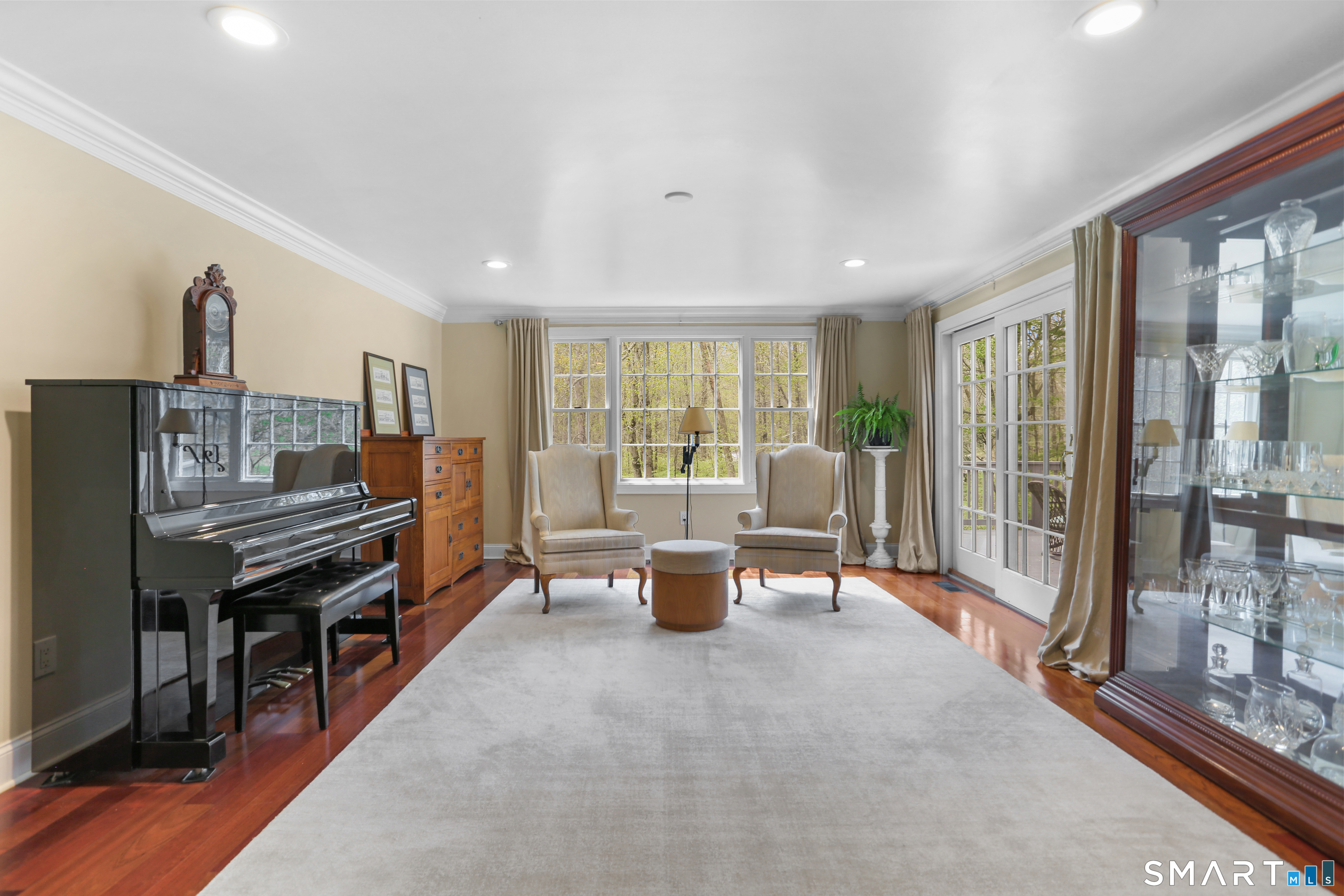 4041 Redding Road Fairfield CT 06824