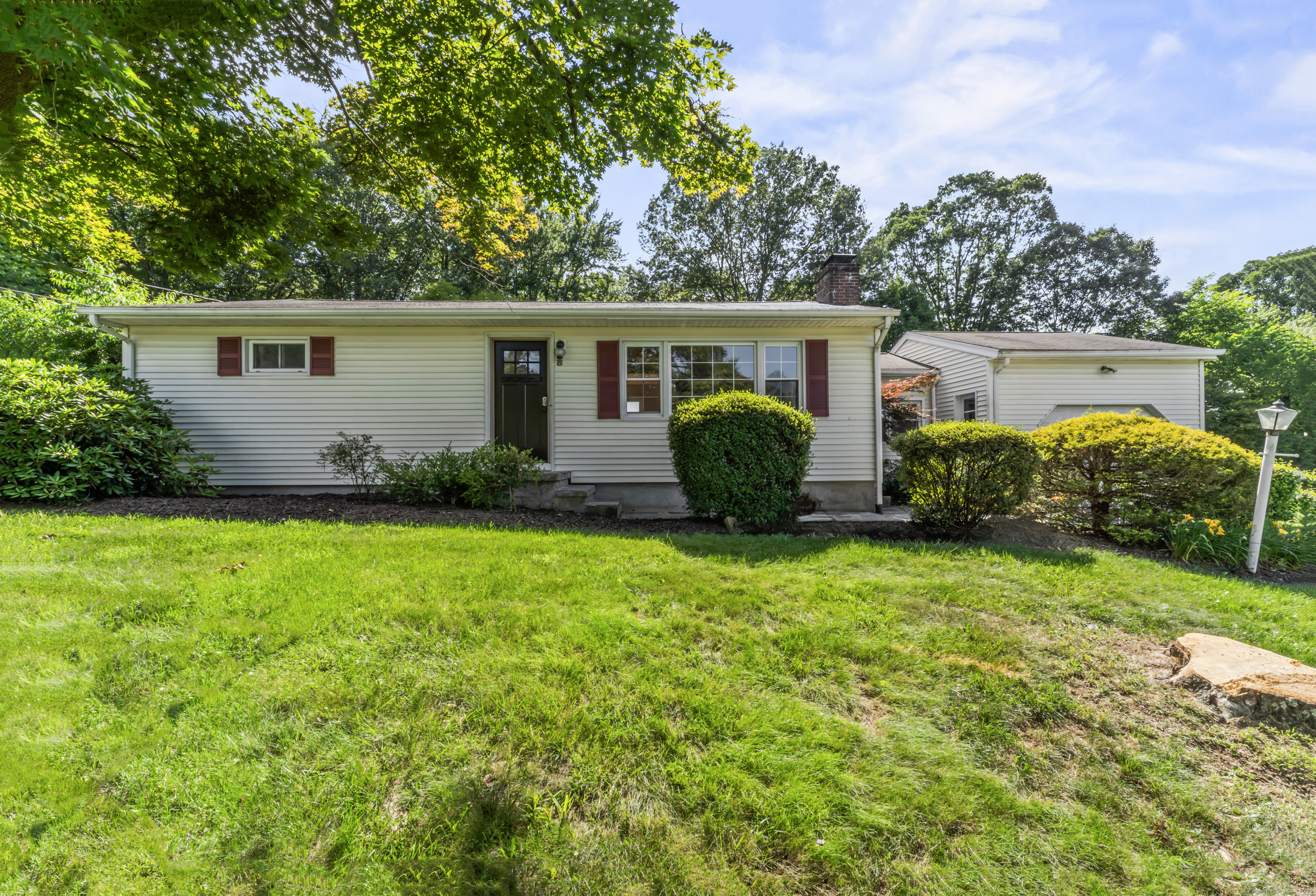 8 Sky Edge Drive Bethel CT 06801