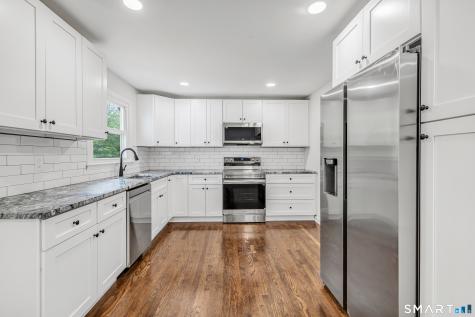 7 Longview Road Newtown CT 06482