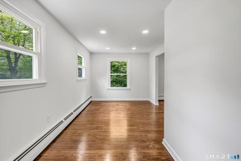 7 Longview Road Newtown CT 06482