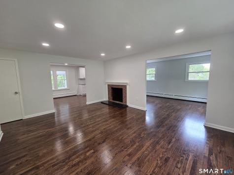 7 Longview Road Newtown CT 06482