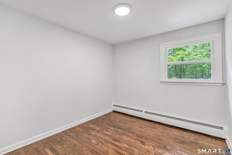 7 Longview Road Newtown CT 06482