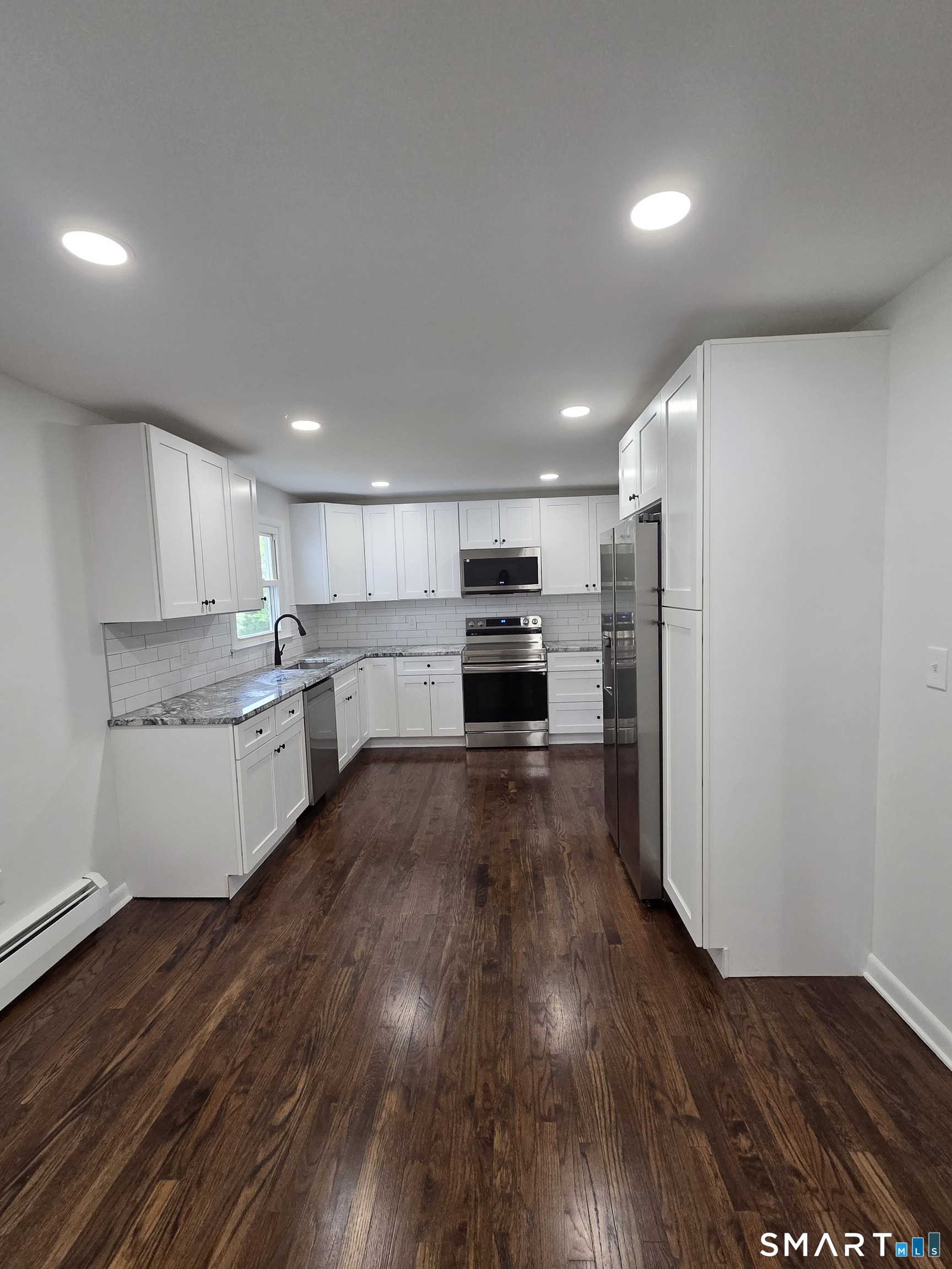 7 Longview Road Newtown CT 06482