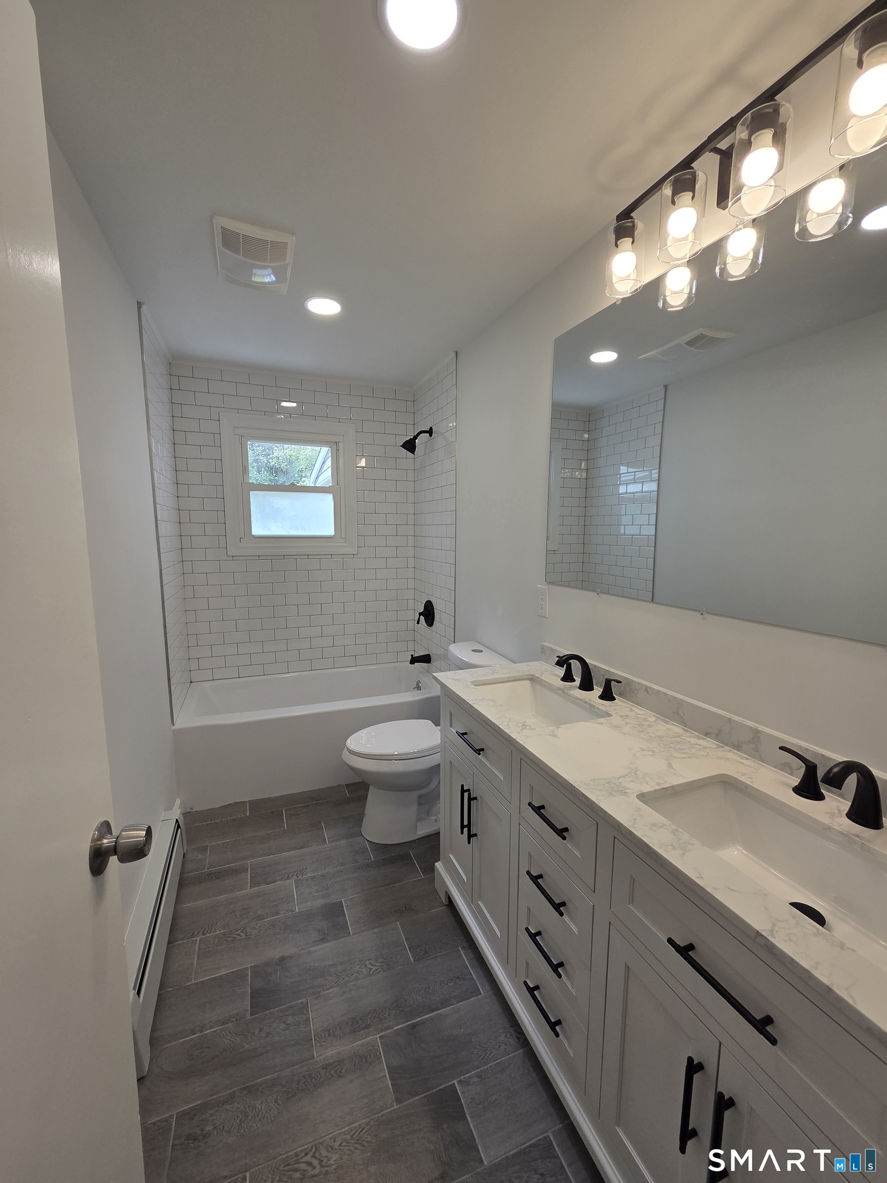 7 Longview Road Newtown CT 06482