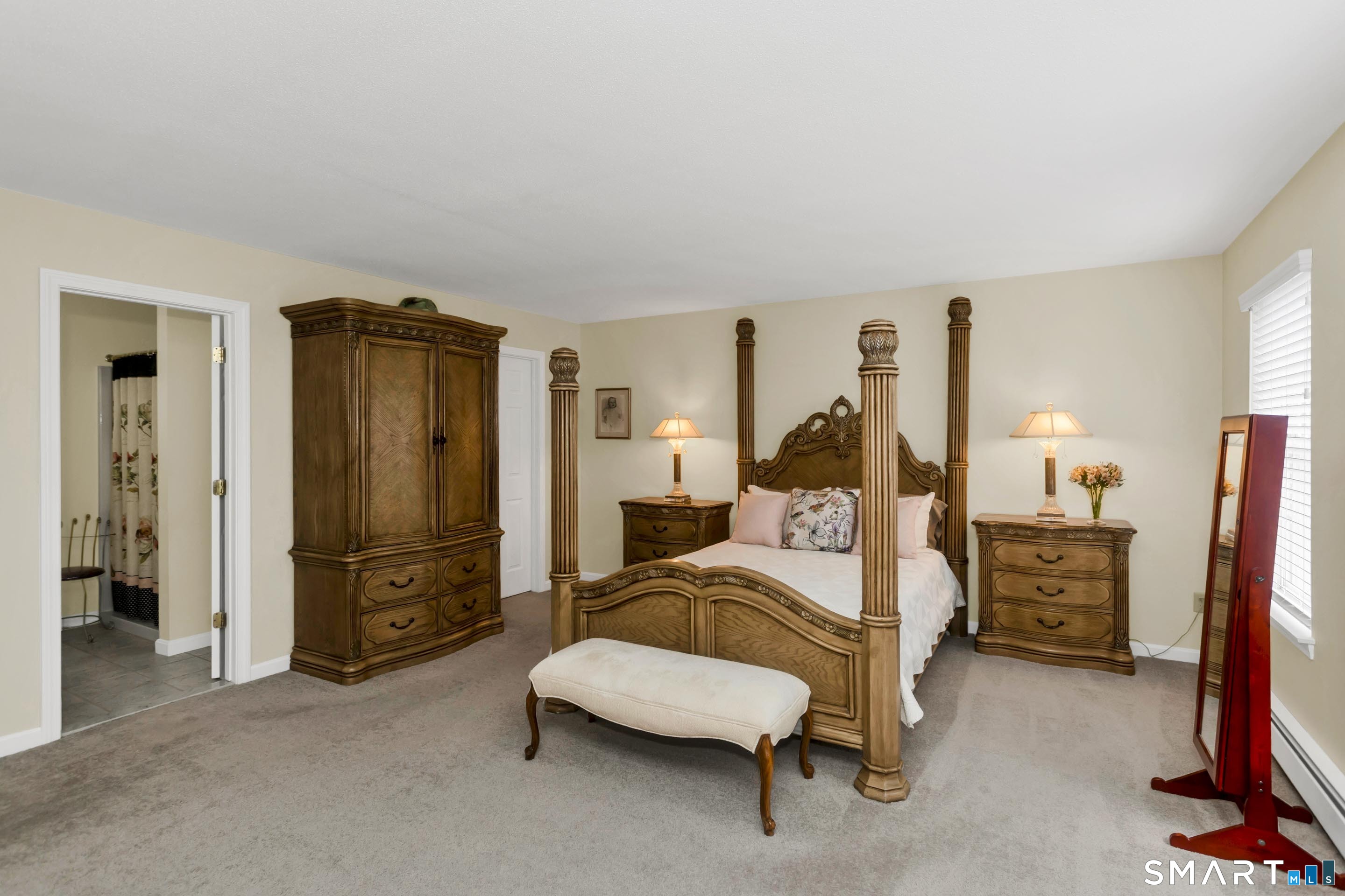 31 Broadleaf Circle Suffield CT 06093