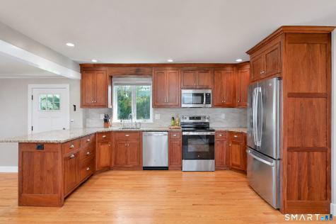 73 Alden Street Fairfield CT 06824