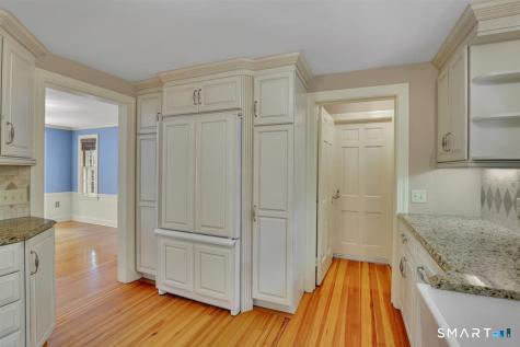 38 Knollwood Road North Haven CT 06473