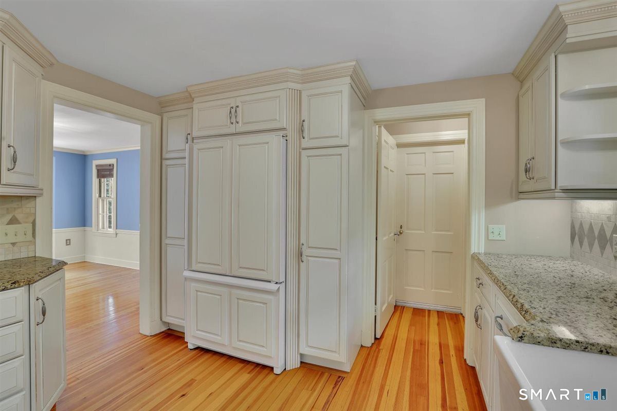 38 Knollwood Road North Haven CT 06473
