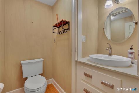 38 Knollwood Road North Haven CT 06473