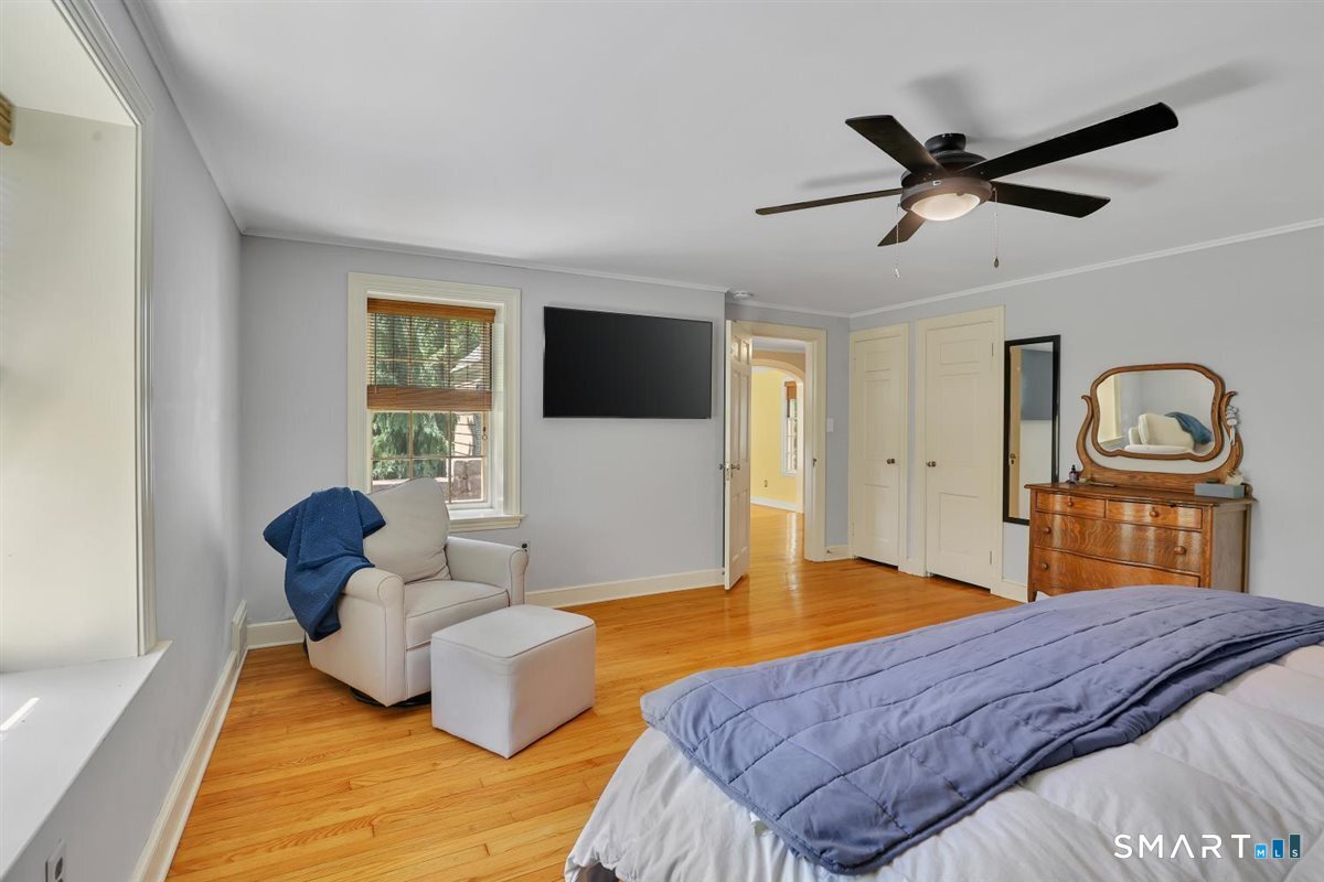 38 Knollwood Road North Haven CT 06473