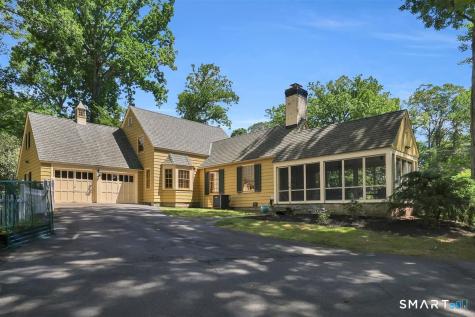 38 Knollwood Road North Haven CT 06473