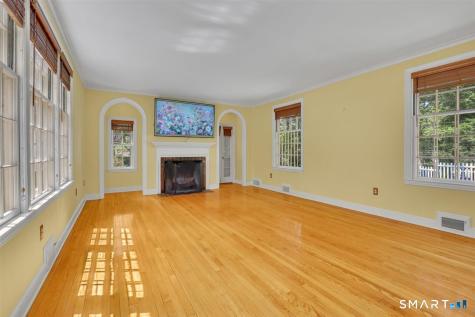 38 Knollwood Road North Haven CT 06473
