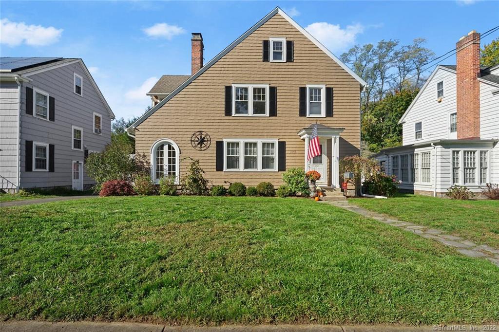 1045 Briarwood Avenue Bridgeport CT 06604