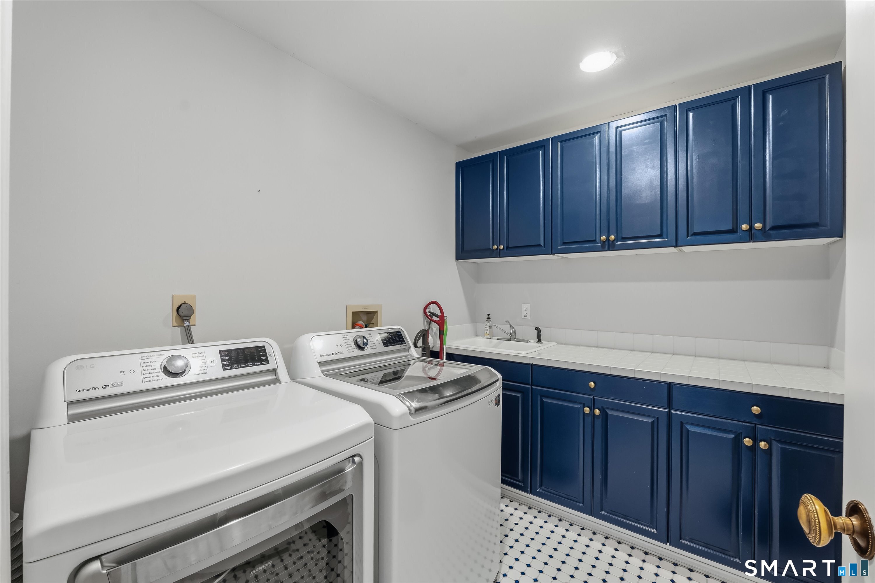 12 Singing Oaks Drive Weston CT 06883