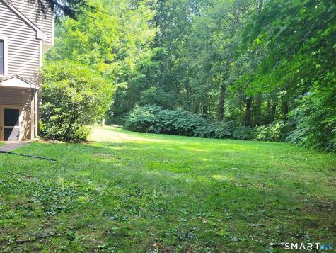 44 Cottage Road Enfield CT 06082