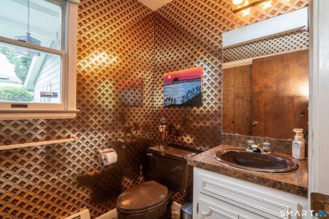 22 Terry Plains Road Bloomfield CT 06002