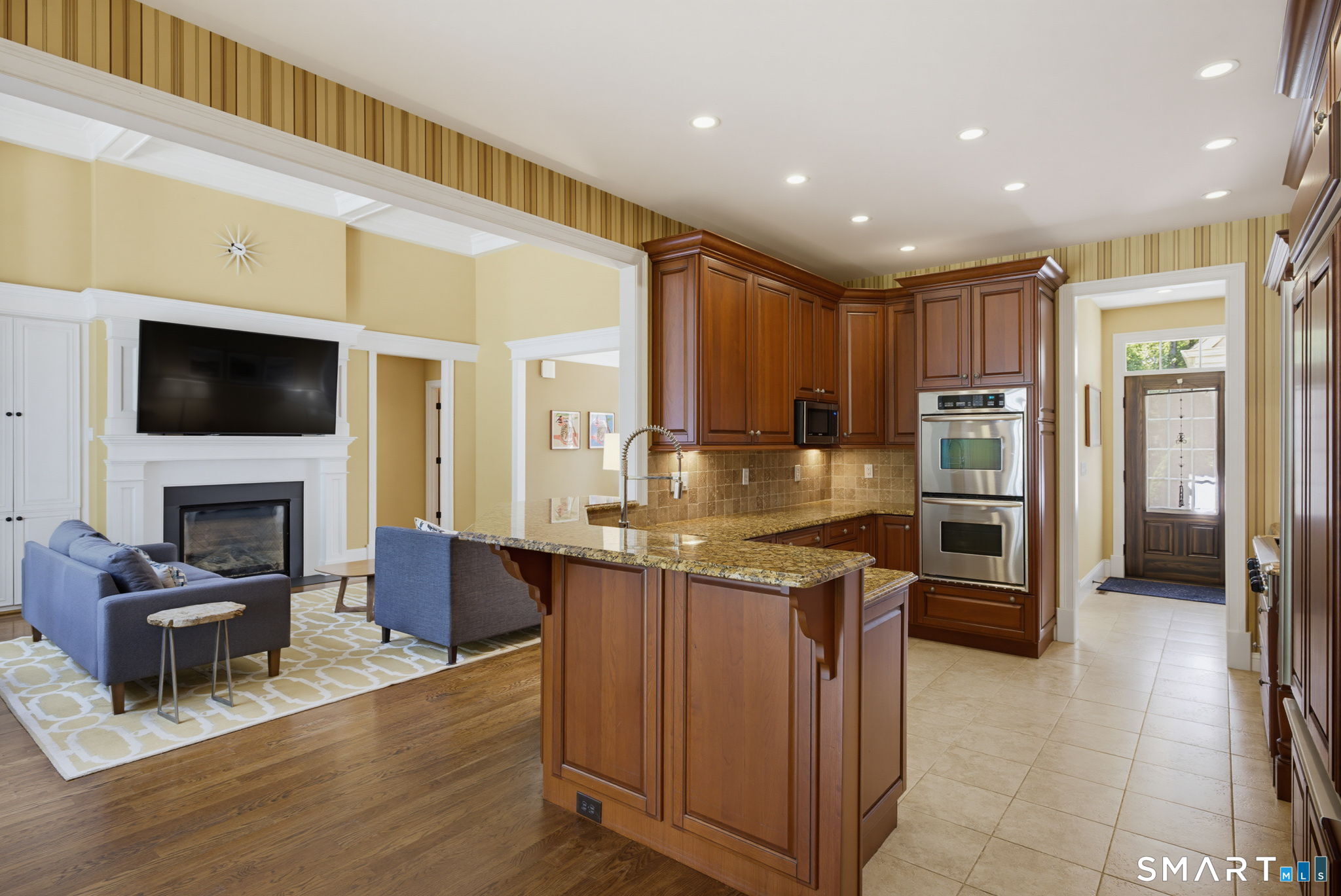 158 Appian Way Coventry CT 06238