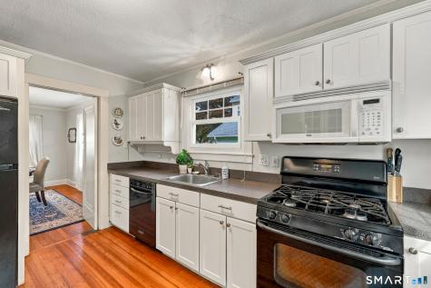 32 Gerard Street Manchester CT 06040
