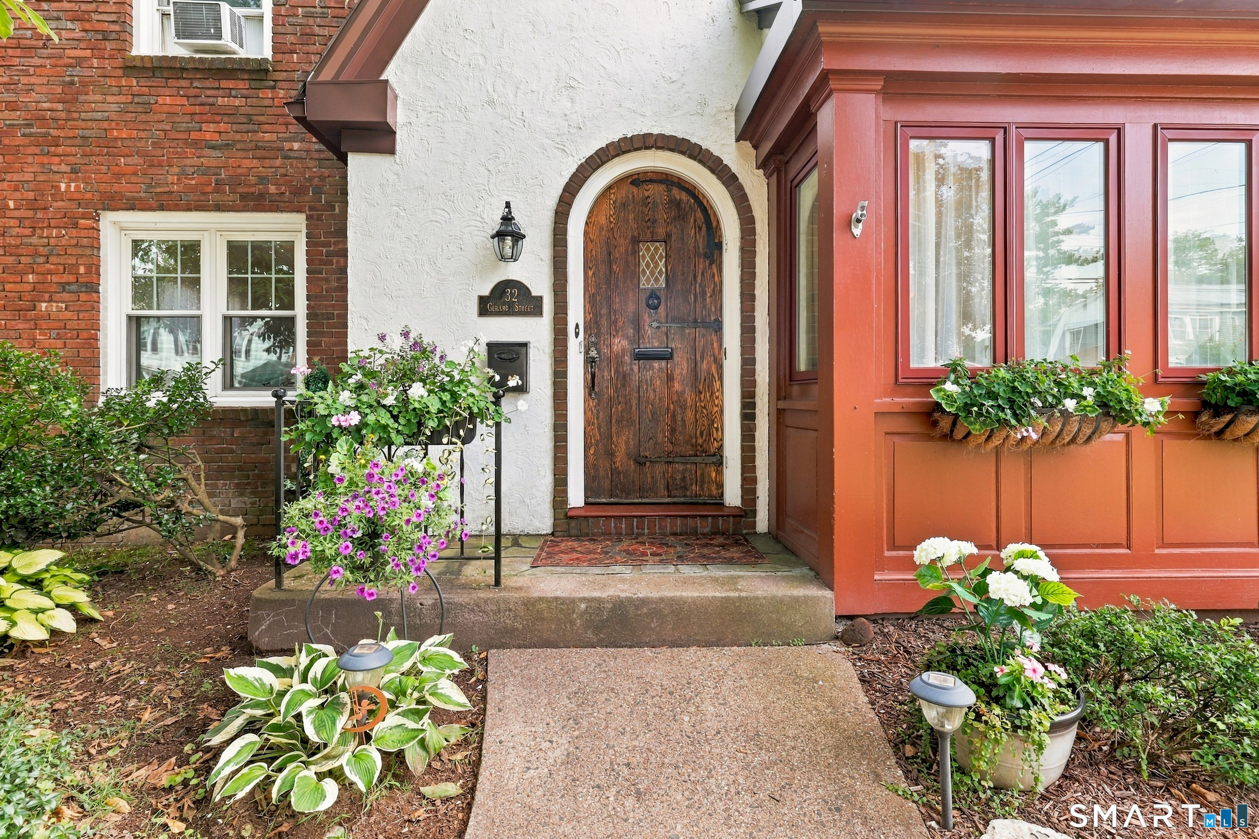 32 Gerard Street Manchester CT 06040
