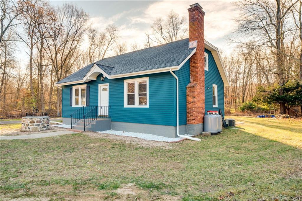 31 Dowd Avenue Canton CT 06019