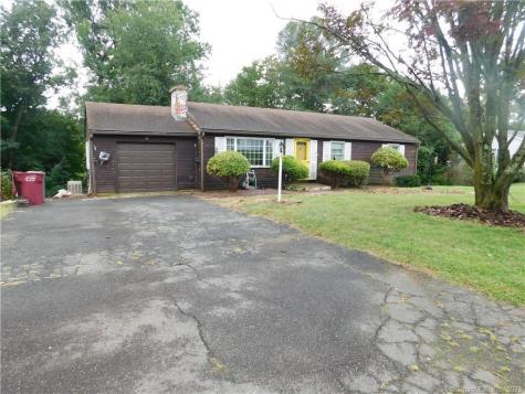 20 Briarwood Road Naugatuck CT 06770