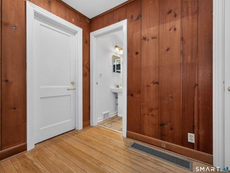 22 High Ridge Road Guilford CT 06437