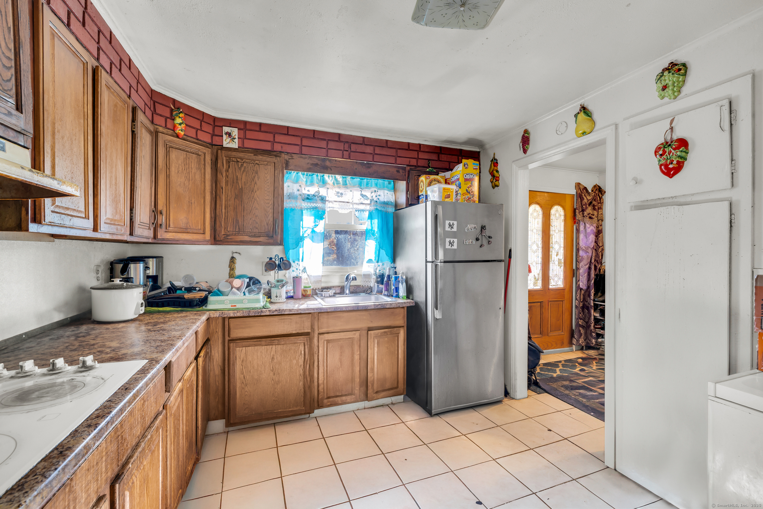 17 Mills Road Windsor CT 06095