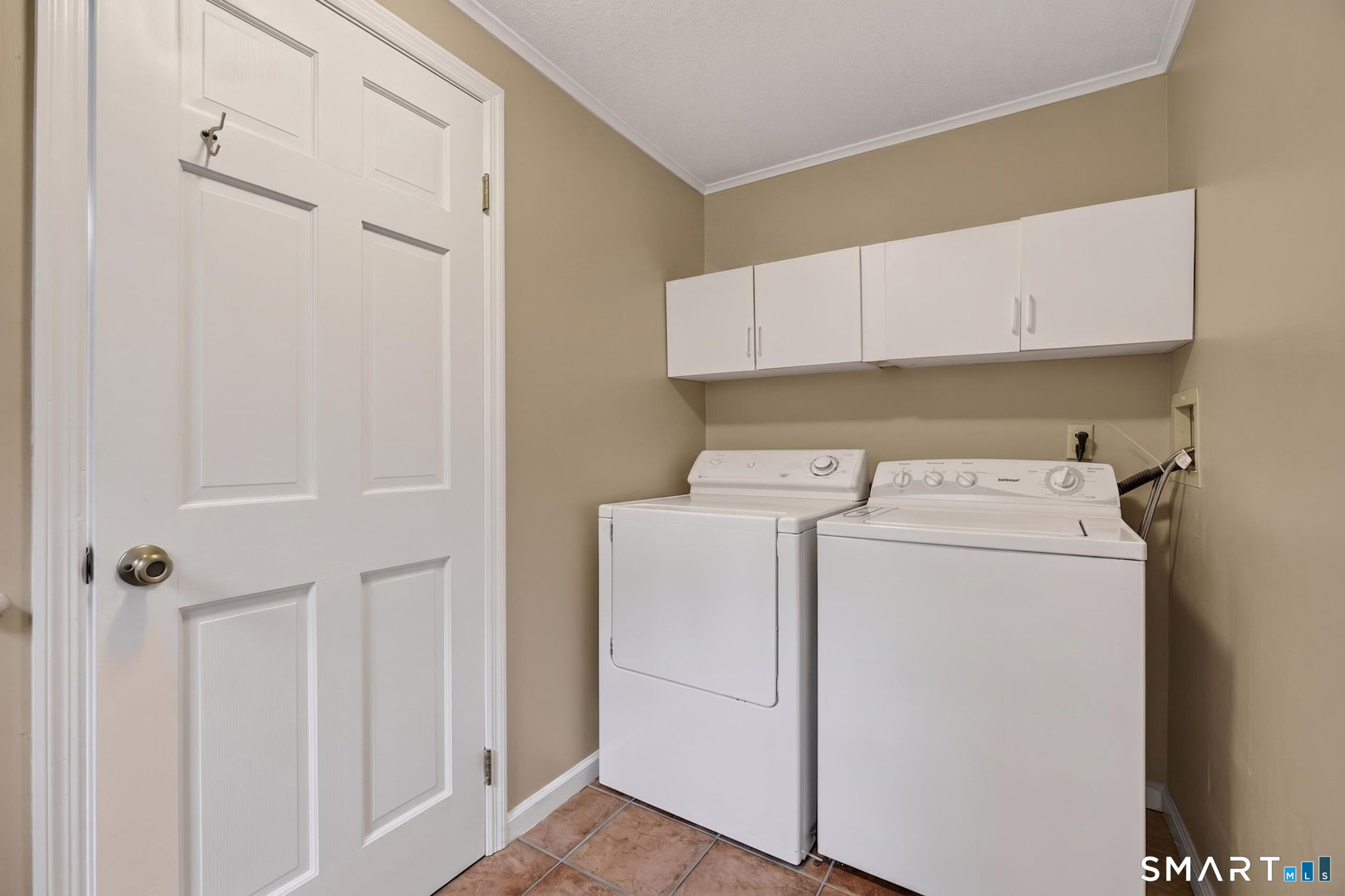 5 Cliff Street East Haven CT 06512
