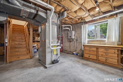 5 Cliff Street East Haven CT 06512