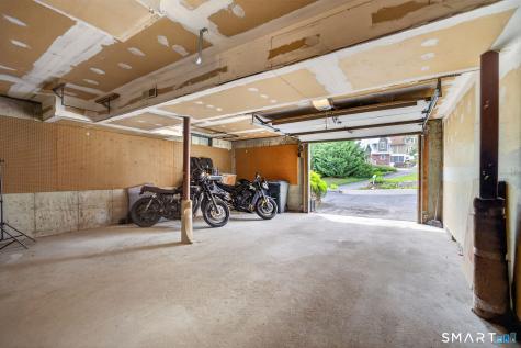 5 Cliff Street East Haven CT 06512