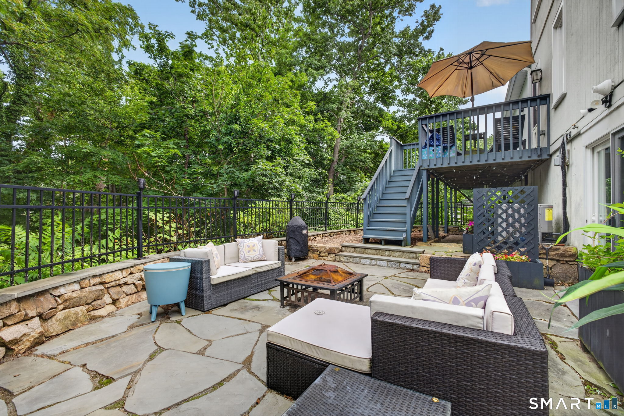 5 Cliff Street East Haven CT 06512