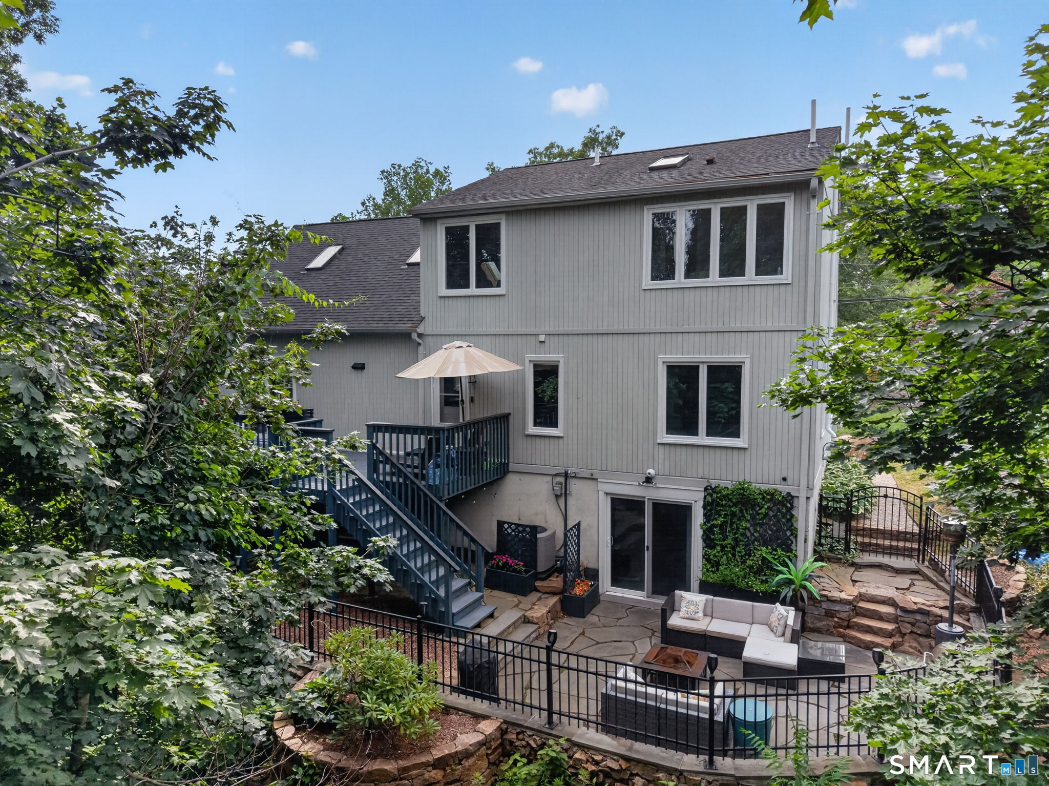 5 Cliff Street East Haven CT 06512