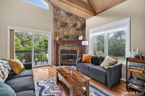 5 Cliff Street East Haven CT 06512
