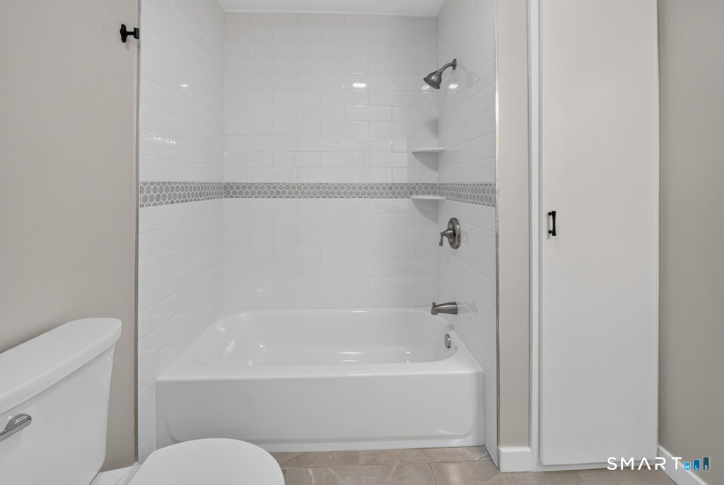214 Burnsford Avenue Bridgeport CT 06606
