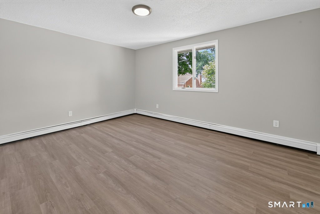 214 Burnsford Avenue Bridgeport CT 06606