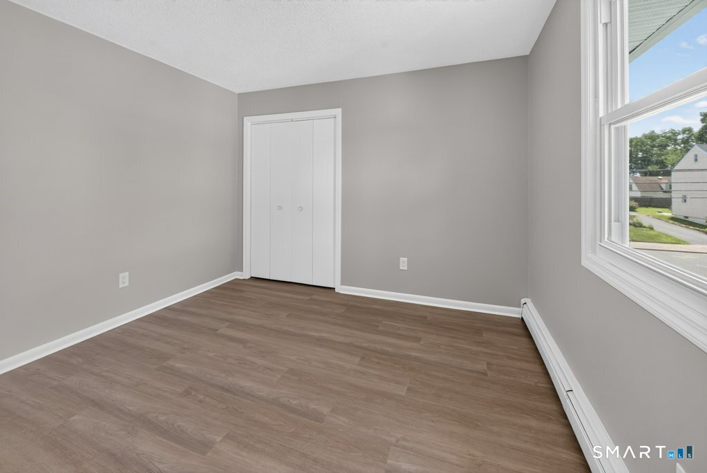214 Burnsford Avenue Bridgeport CT 06606