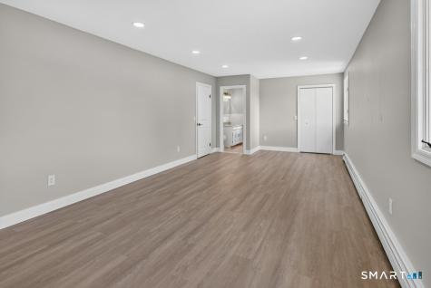 214 Burnsford Avenue Bridgeport CT 06606