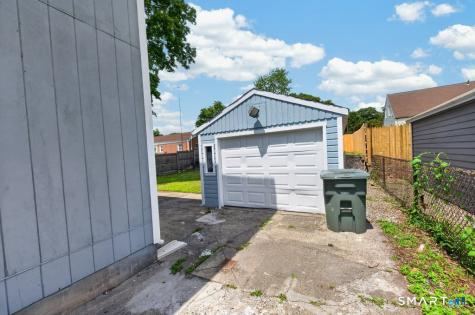 214 Burnsford Avenue Bridgeport CT 06606