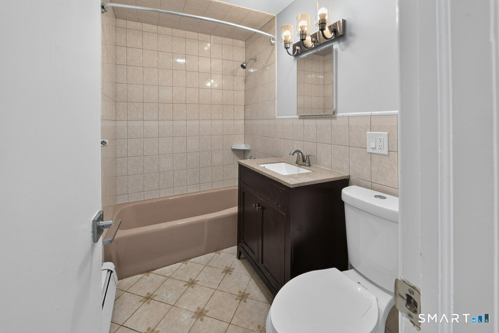 214 Burnsford Avenue Bridgeport CT 06606