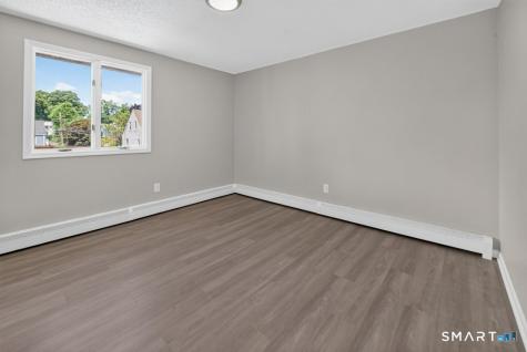 214 Burnsford Avenue Bridgeport CT 06606