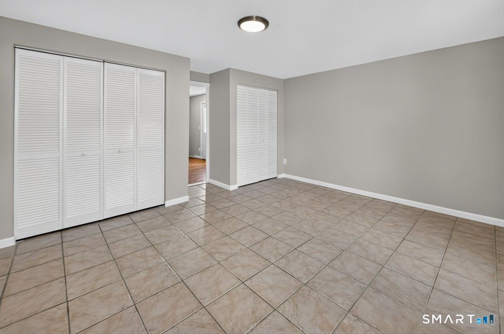 214 Burnsford Avenue Bridgeport CT 06606