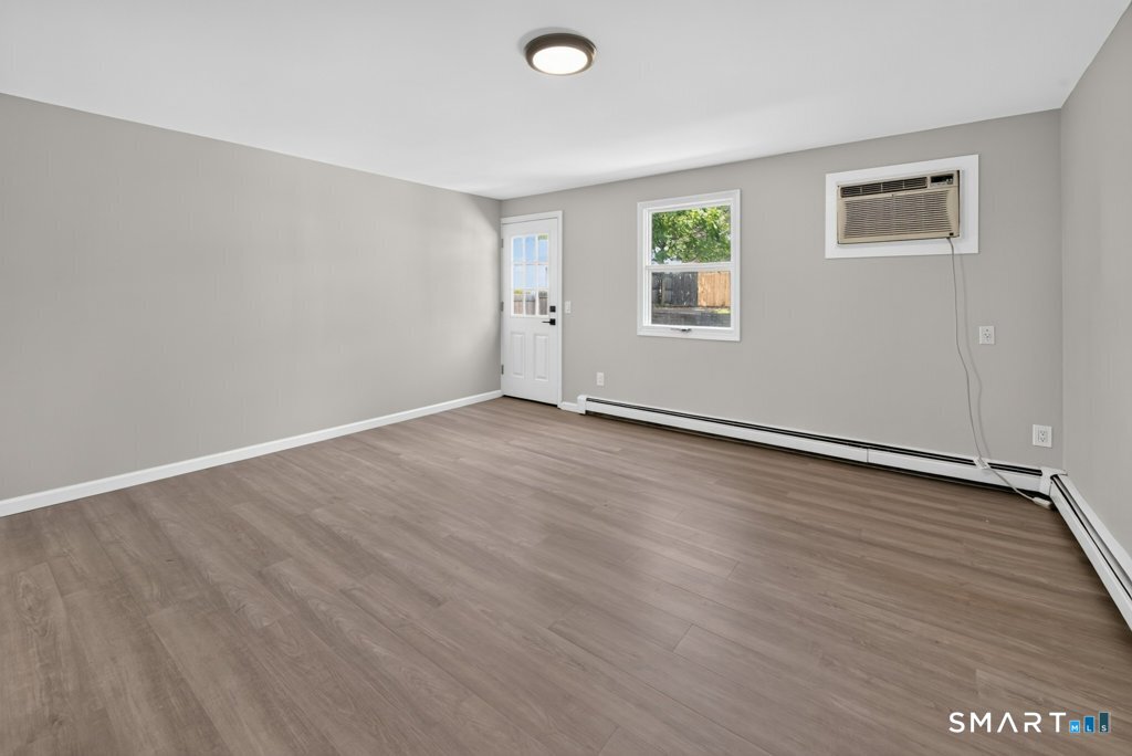 214 Burnsford Avenue Bridgeport CT 06606