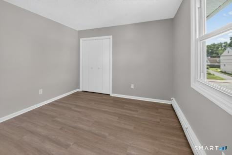 214 Burnsford Avenue Bridgeport CT 06606