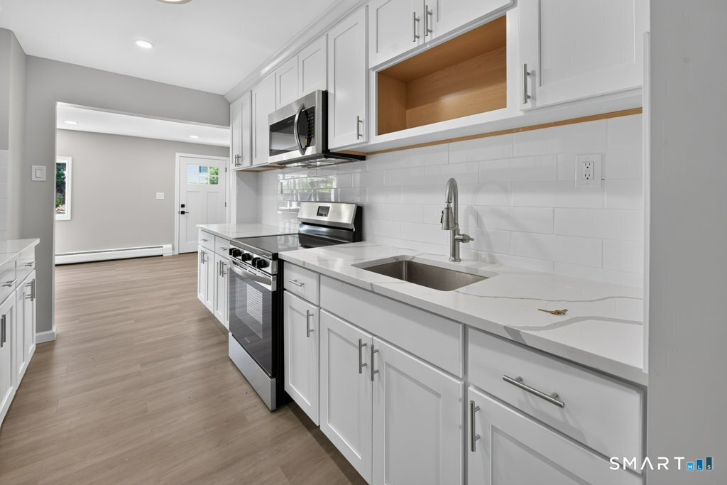214 Burnsford Avenue Bridgeport CT 06606