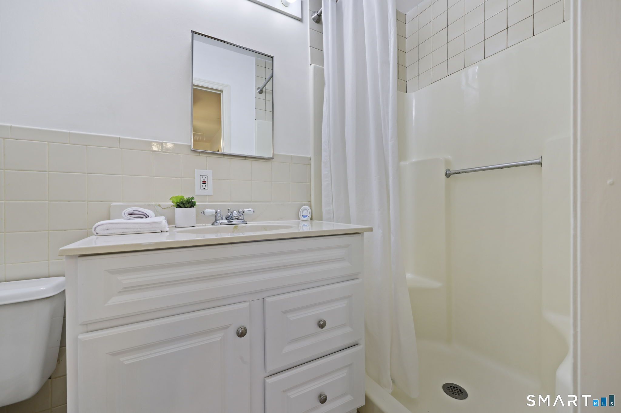 25 Fairland Street Stamford CT 06905