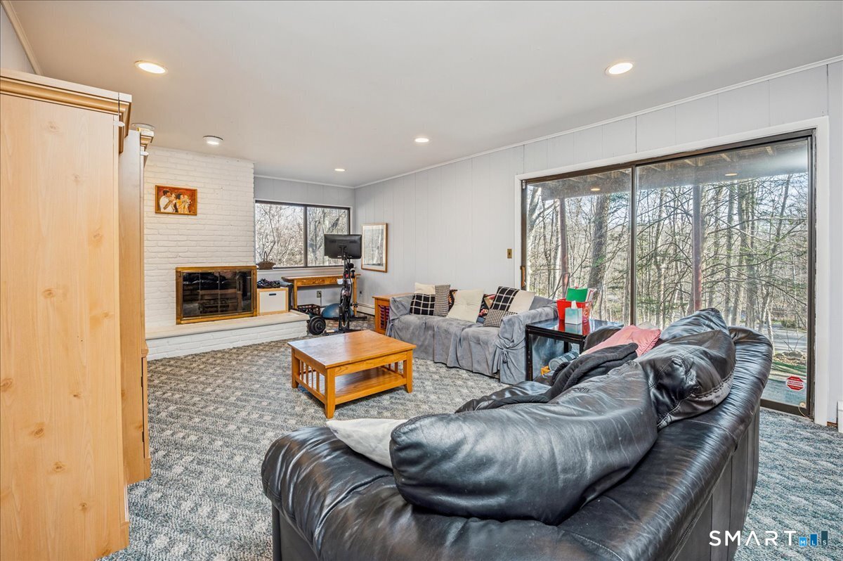251 Saddle Hill Road Stamford CT 06903