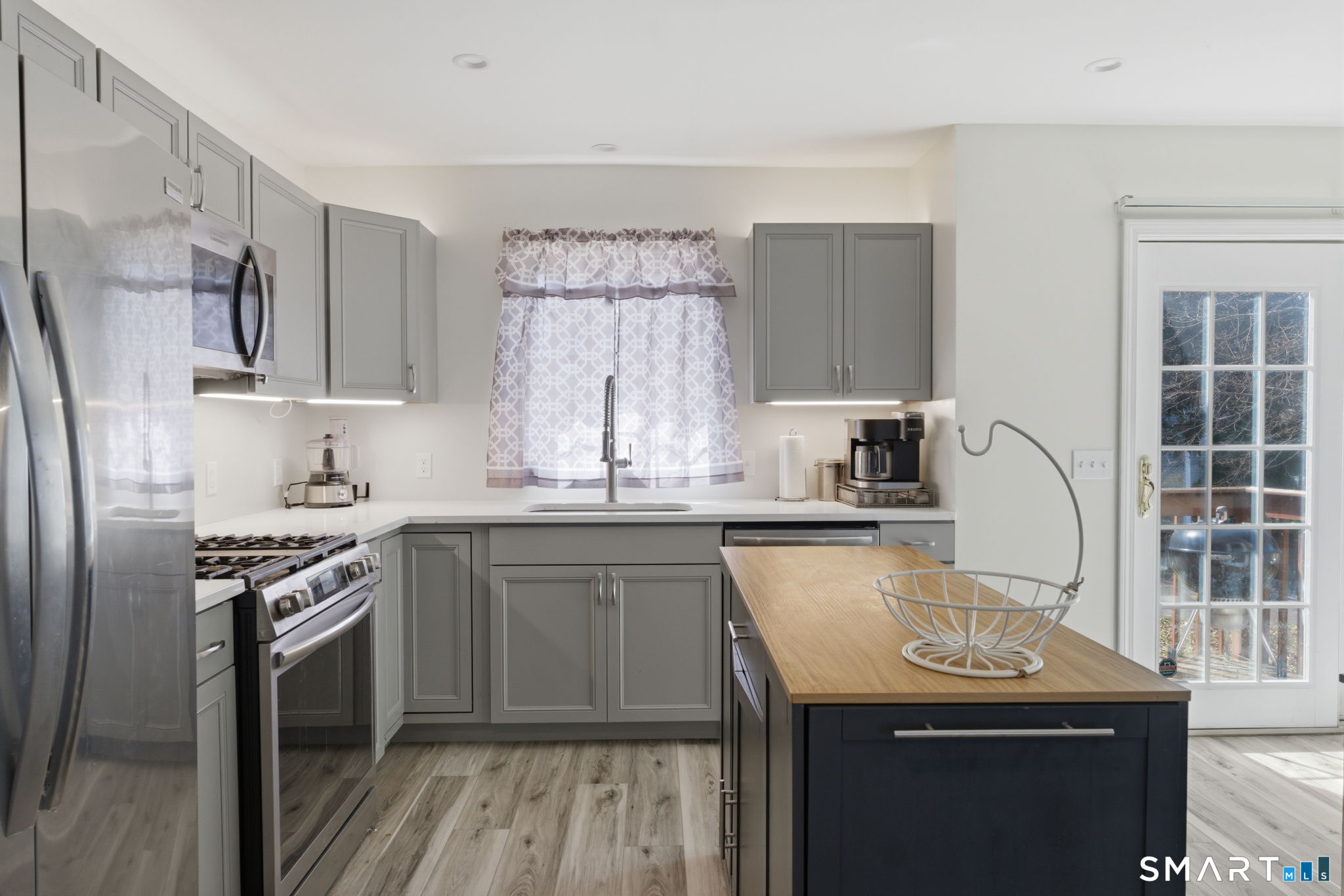 17 Cinnamon Circle West Hartford CT 06110